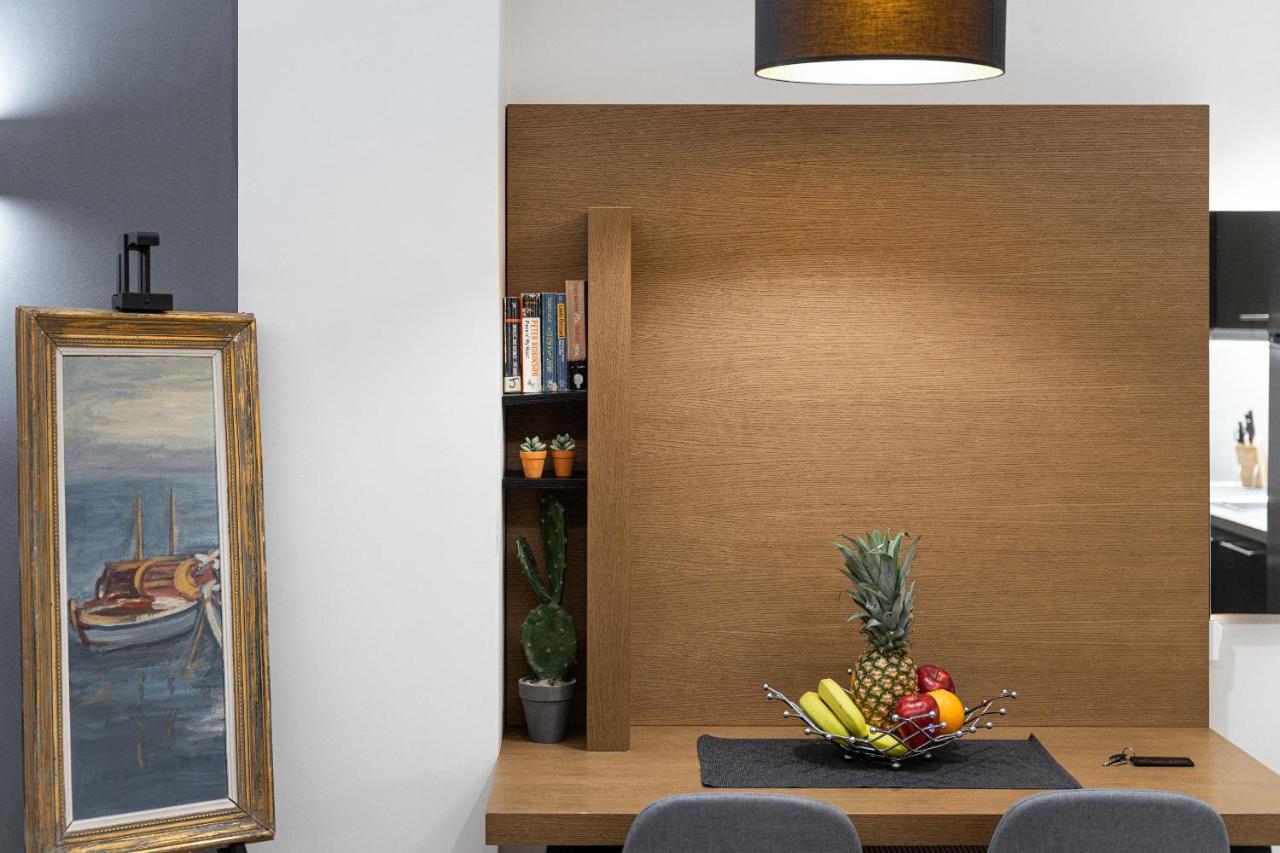 Acropolis Elegant Apartment Atina Dış mekan fotoğraf
